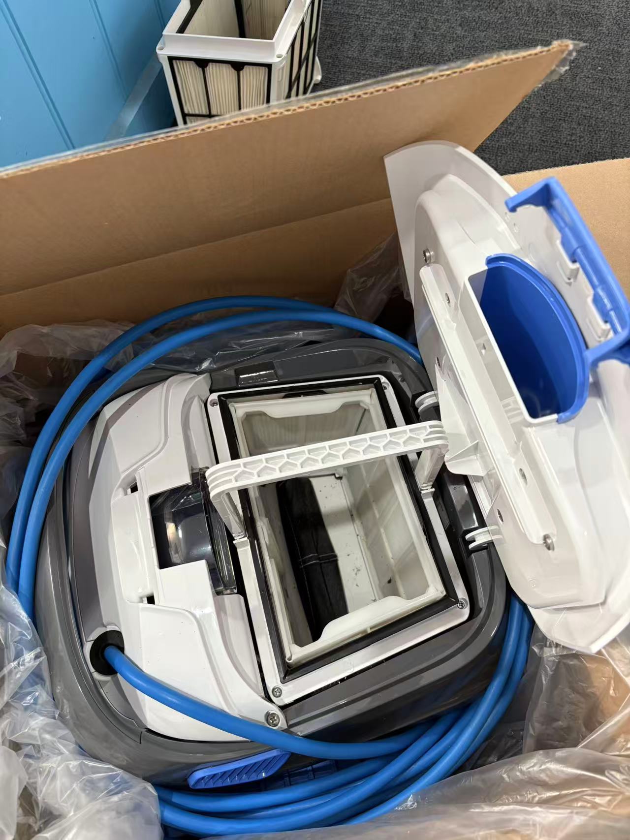 Maytronics Dolphin S150 Cleaner - Demo unit with full warranty
